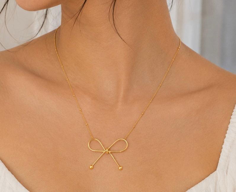 Belle Bow Necklace