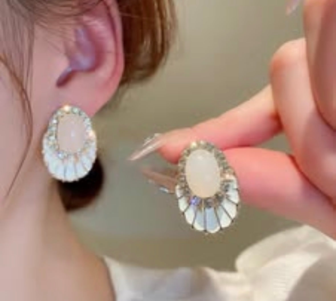 Pearl Sunburst Studs
