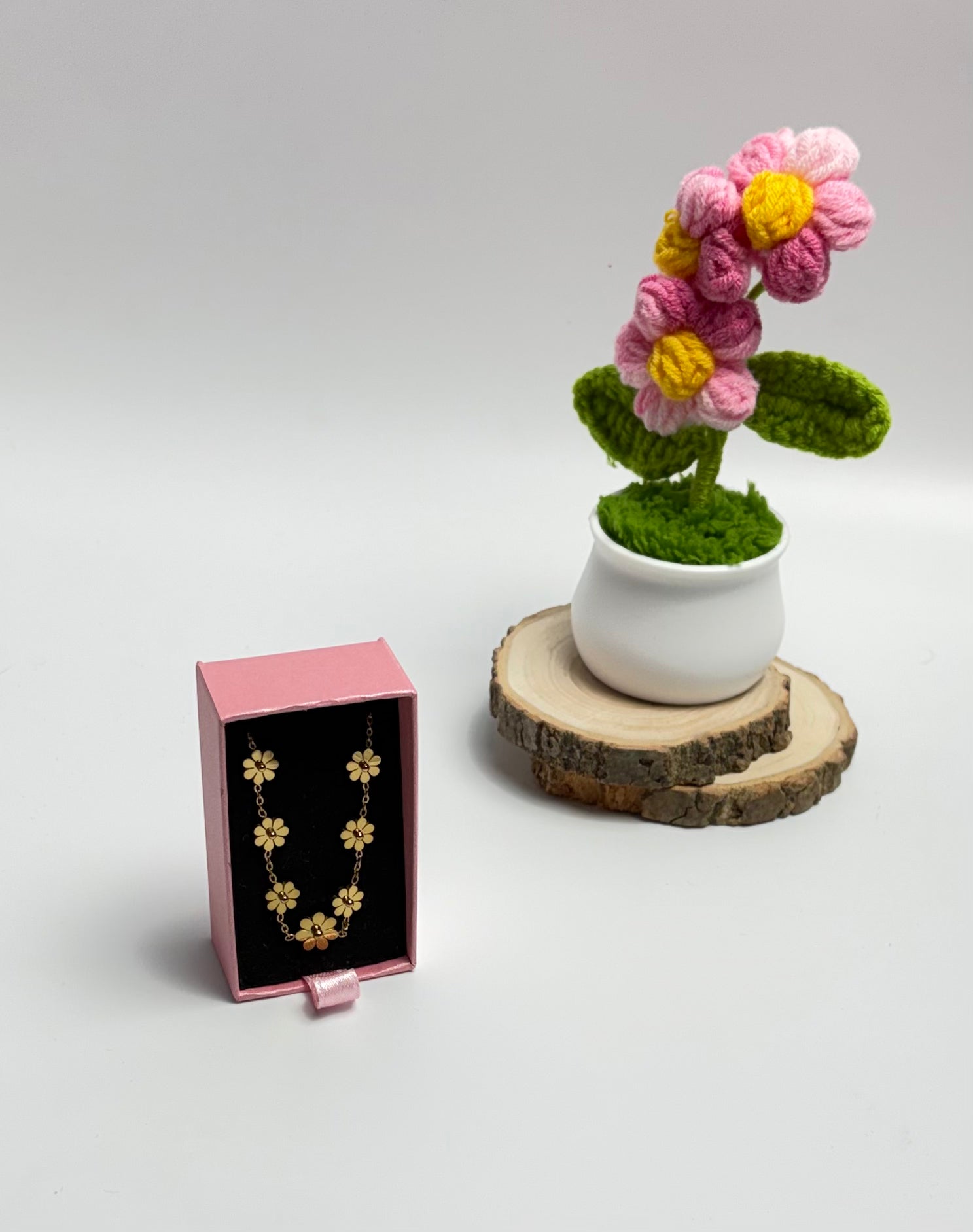 Flora Bloom Necklace