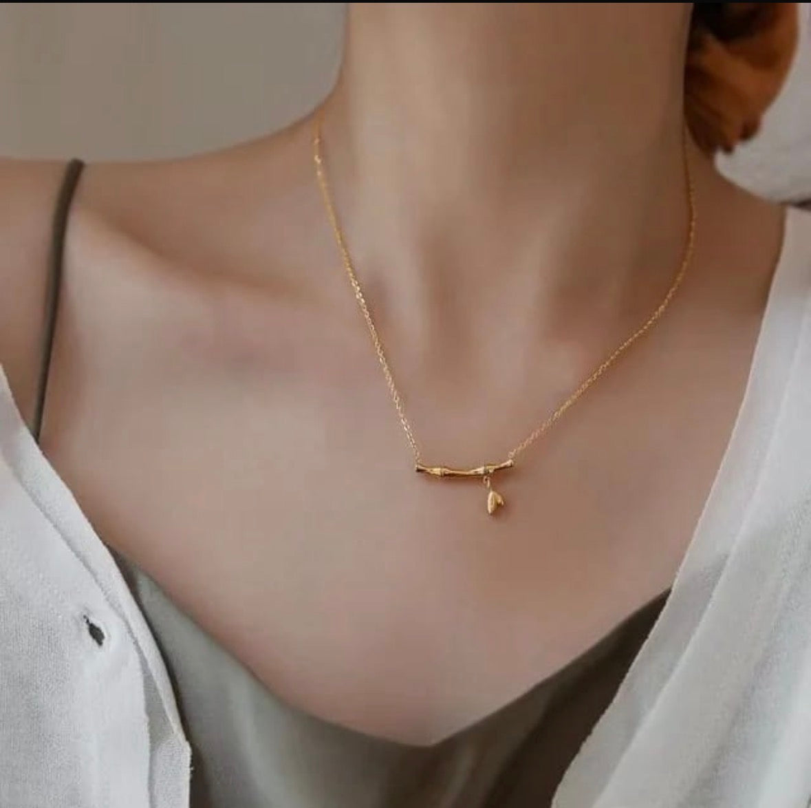 Leaf Whisper Necklace