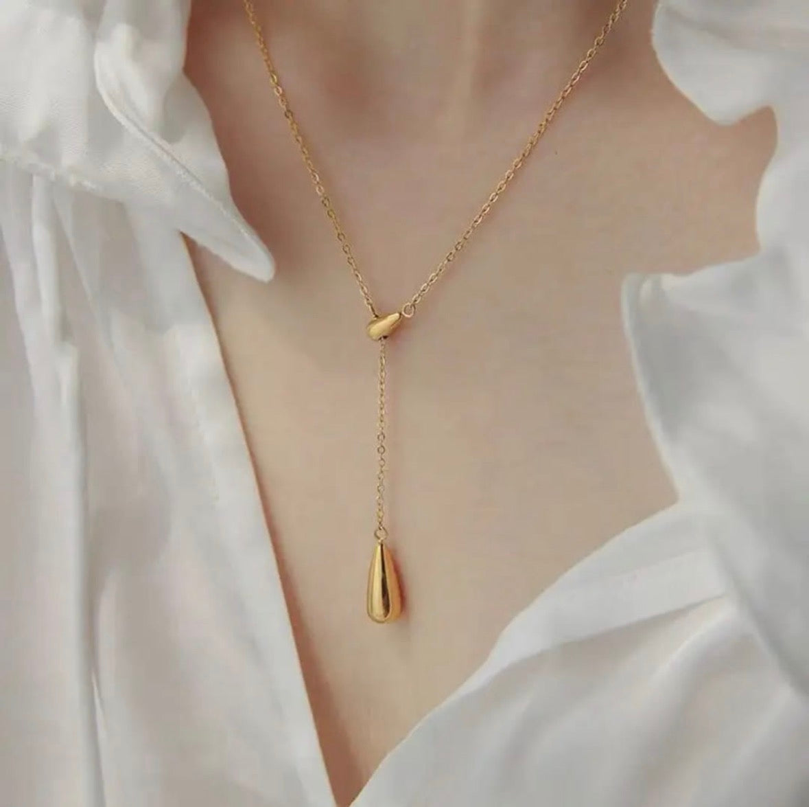 Golden Drift Necklace