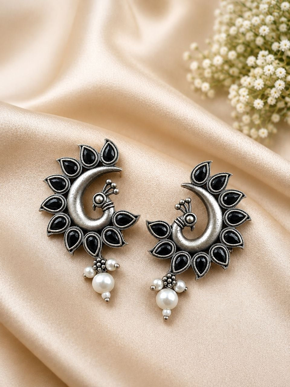 Noor-e-Chand Earrings