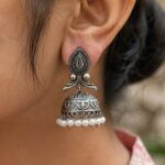 Nazaakat Jhumkas